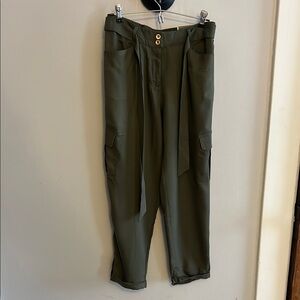 CHICOS NWT The Ultimate Fit Ankle Pant Olive Green with Tie Waist-Size 0